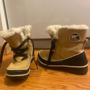 Like NEW Sorel boots